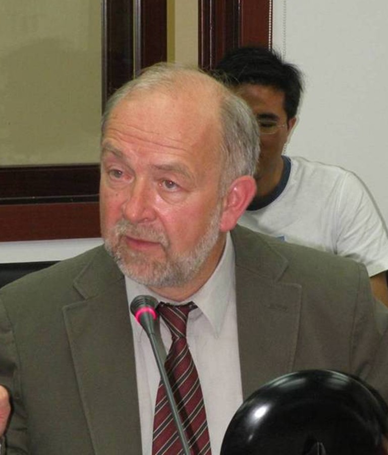 Jan Pakulski